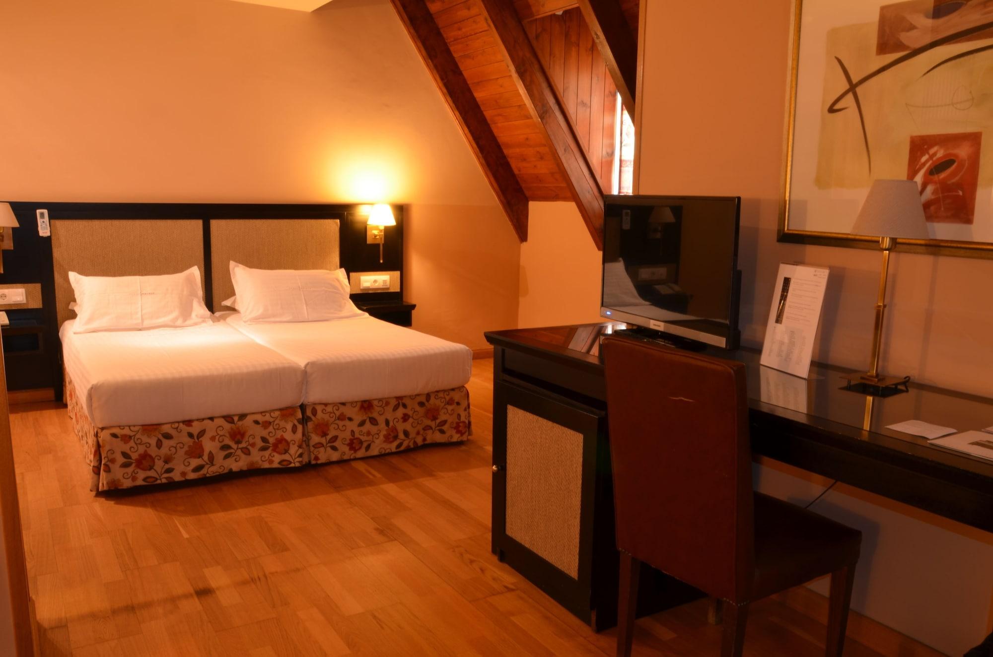 Hotel Spa Acevi Val D'Aran Vielha Eksteriør bilde